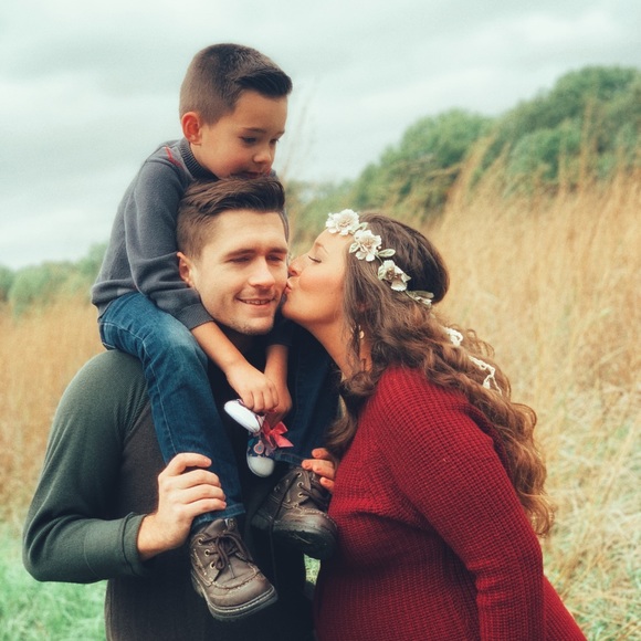 Meet your Posher, Mariah - Picture 4 of 8